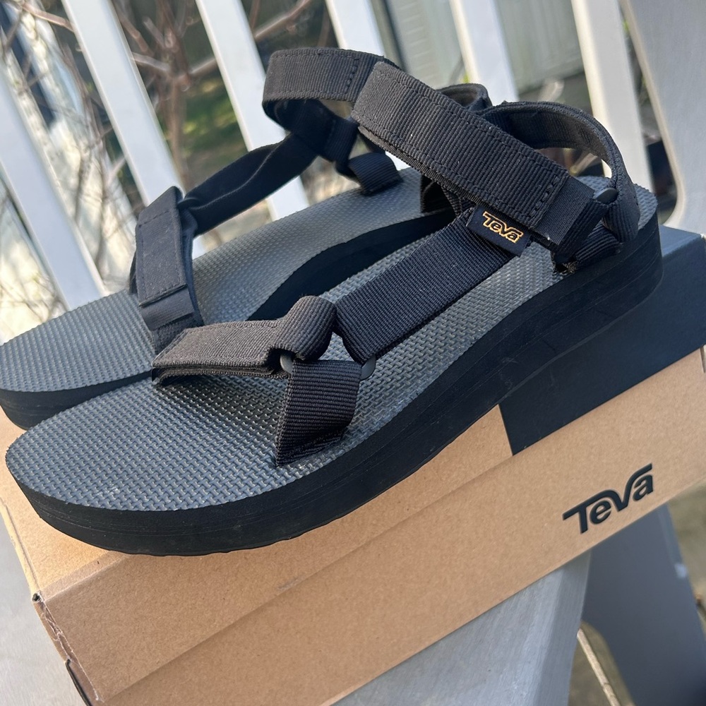 Teva Midform Universal Black Sandals